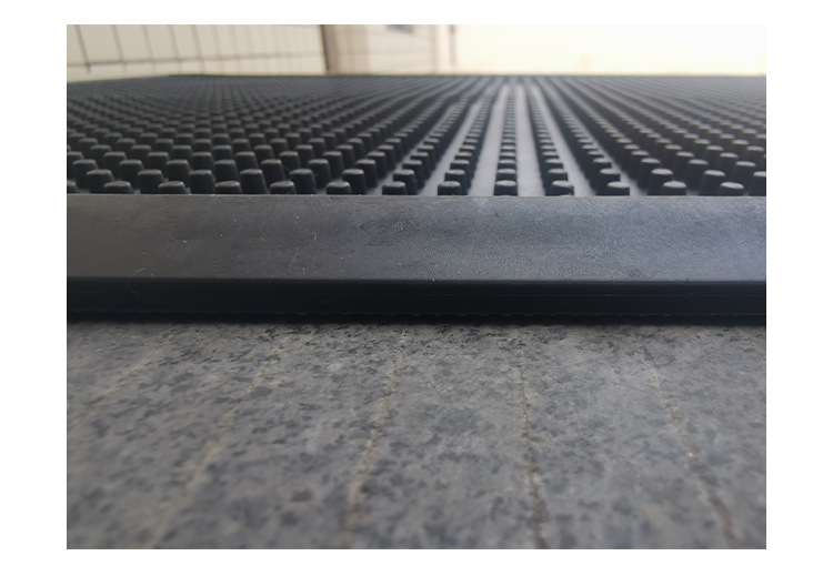 A Simple non-slip mat bath a mat mat rubber entry a mat household anti-fall mat