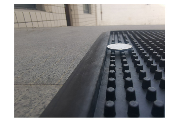 A Simple non-slip mat bath a mat mat rubber entry a mat household anti-fall mat