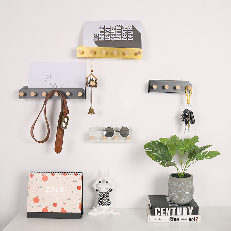 Nordic Simple Wall Decoration Hanging Ornament Iron Belt Log Bead Coat Hook behind the Door Key Hook