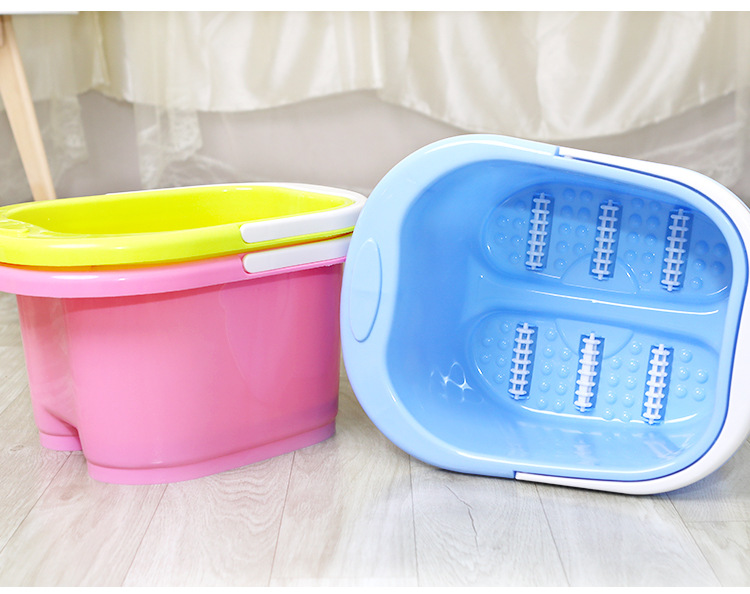 Factory Direct Sales Portable Plastic Six-Wheel Massage Foot Bath Barrel Thickened Roller Feet-Washing Basin Household Feet Bathing Tub