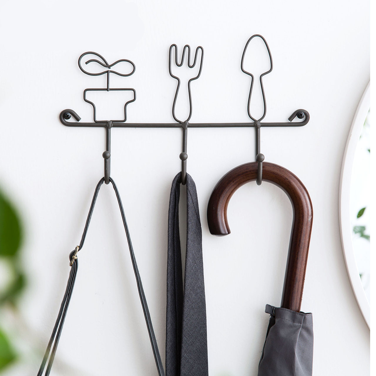 Nordic style simple iron art key hook shelf creative door wall surface wall coat hat hook decorations Nordic style simple iron art key hook shelf creative door wall surface wall coat hat hook decorations