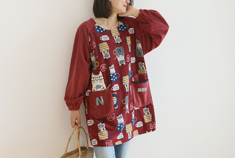 Daily Order Cute Cartoon Autumn and Winter Warm Apron Plush Homewear Overclothes Bib Antifouling Kitchen Long Sleeve Apron
