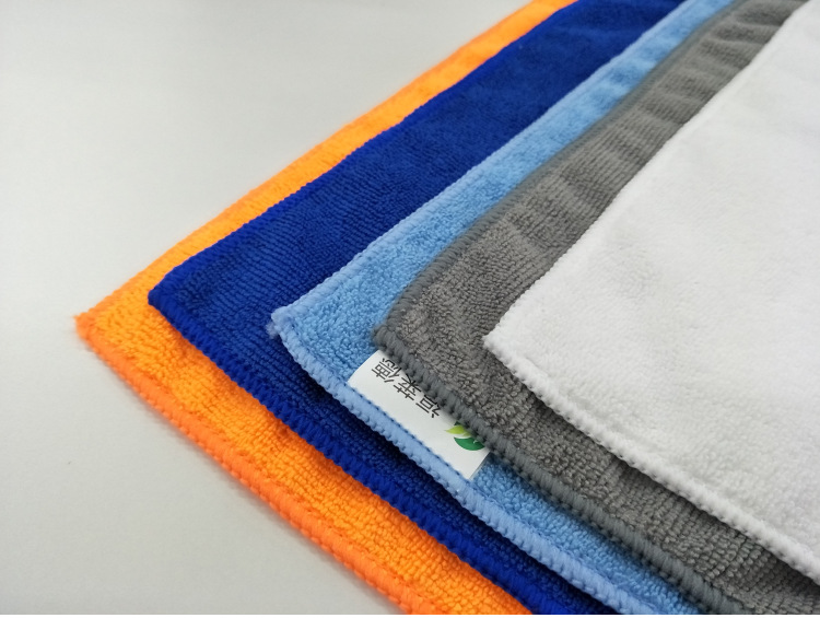 Car Microfiber Car Cleaning Small Square Towel 40*40 Thickened Absorbent Car Washing Towel Cloth Cleaning Tools