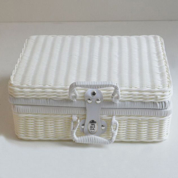 Wholesale Imitating Rattan Boxes Vintage Portable Storage Box Wedding Shooting Decorative Photo Gift Rattan Storage Box