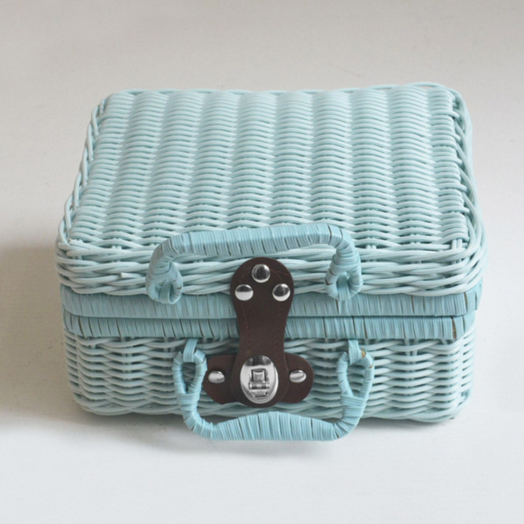 Wholesale Imitating Rattan Boxes Vintage Portable Storage Box Wedding Shooting Decorative Photo Gift Rattan Storage Box