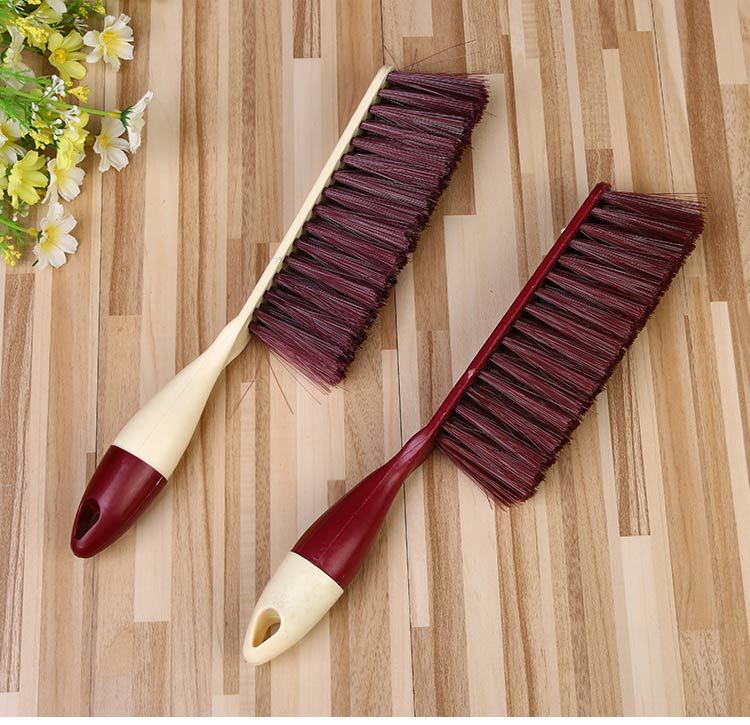 Quilt sofa carpet dust brush Long handle clean soft wool bedroom dust brush multi-functional household bed brush quilt sofa carpet dust brush
