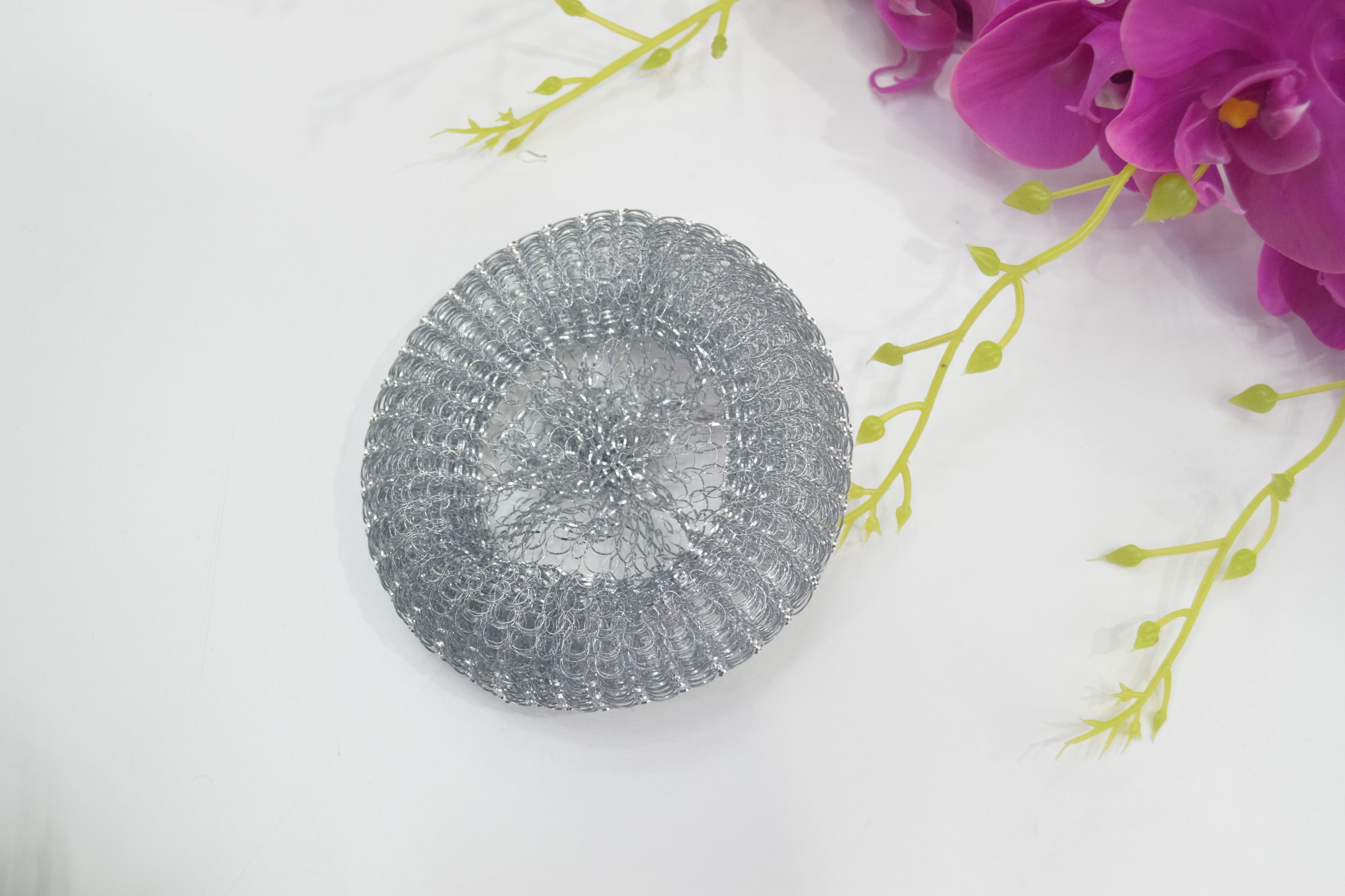 Manufacturer direct galvanized net bag packaging steel wire cleaning ball clean tennis kitchen wipes pot brush finished steel wire ball