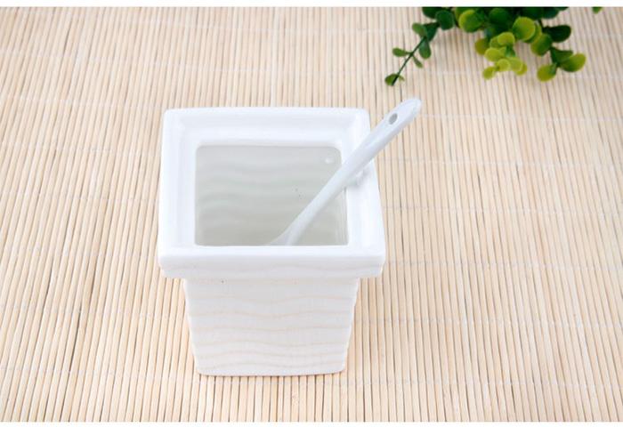 European-Style Ceramic Seasoning Jar Three-Piece Seasoning Bottle Seasoning Box Gift Gift Box Set