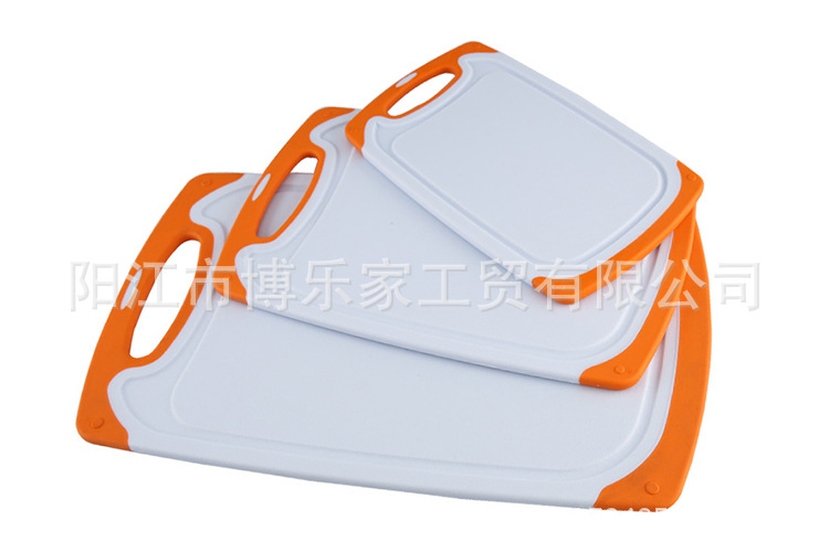 Spot ThreePiece Plastic Chopping Board Can Hang MildewProof Baby Food Supplement Chopping Board Kitchen Gadgets