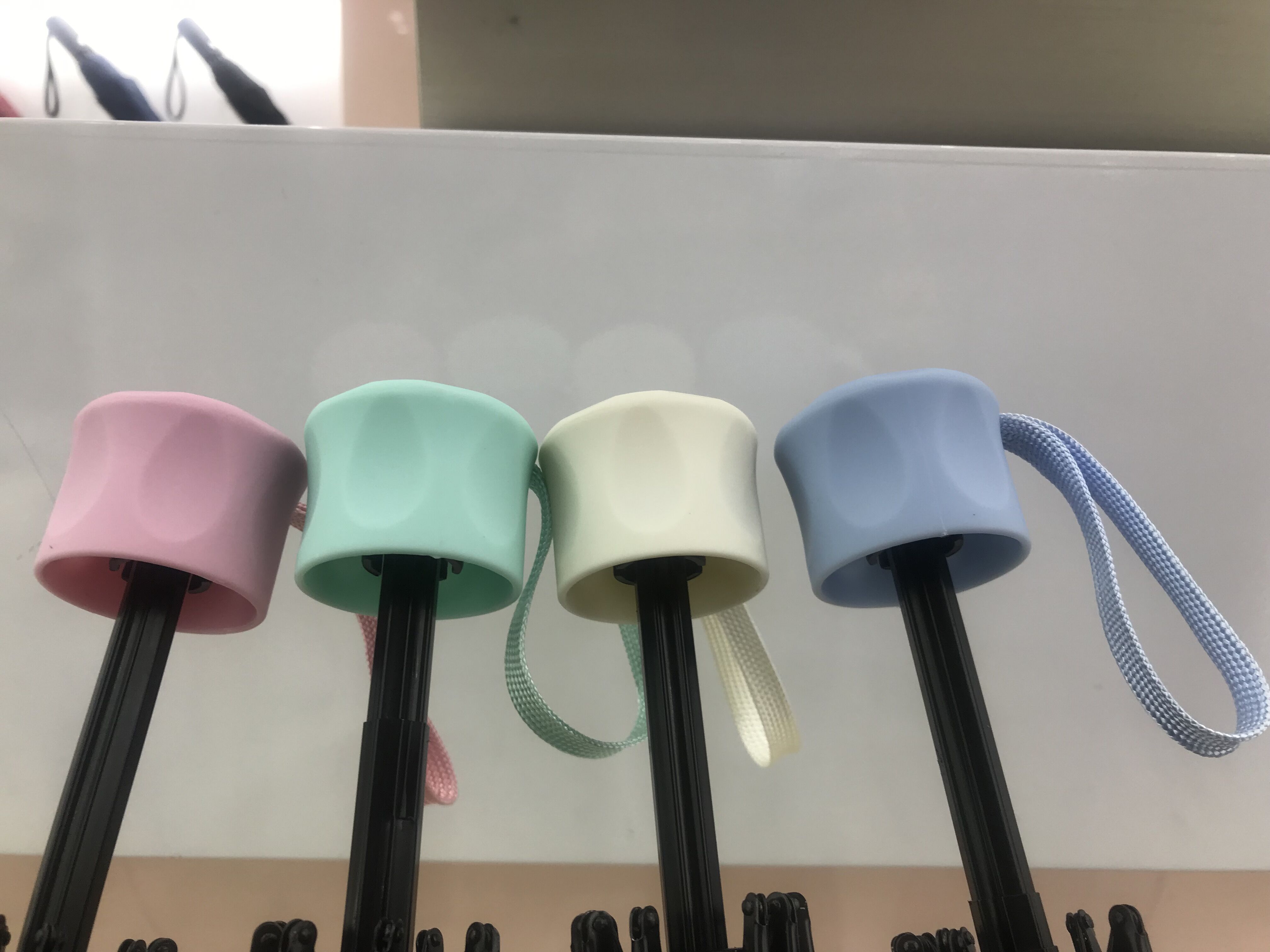New Folding Umbrella Spot Sunny Umbrella Factory Shading Black Rubber Umbrella A6014 New Folding Umbrella Spot Sunny Umbrella Factory Shading Black Rubber Umbrella A6014
