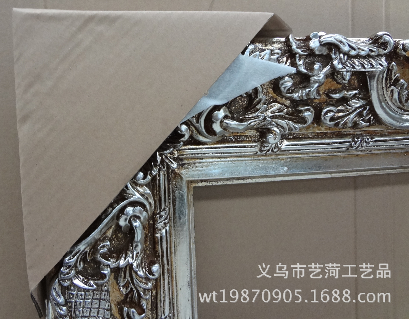 Manufacturer European Resin Photo Frame Archaism Silver Classic Oil Painting Photo Frame 24-Inch Wedding Planning Frame
