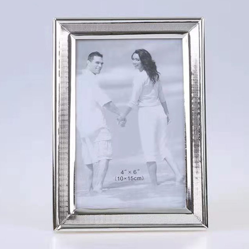 Stainless Steel Hammer Printing Glass Creative Decoration Gift Living Room Bedroom Photo Crafts Metal Photo Frame Stainless Steel Hammer Printing Glass Creative Decoration Gift Living Room Bedroom Photo Crafts Metal Photo Frame