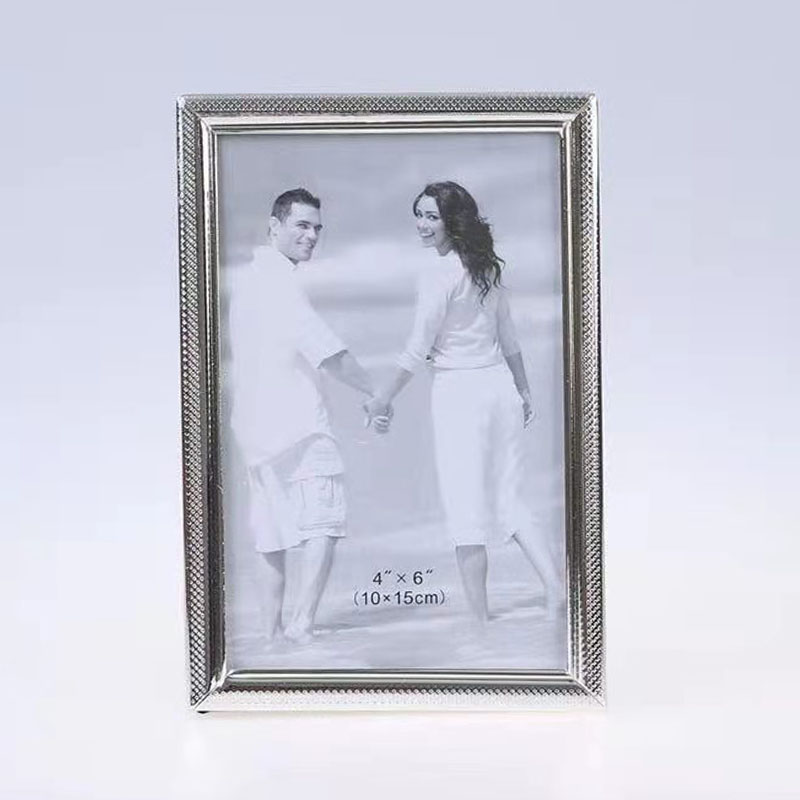 Stainless Steel Hammer Printing Glass Creative Decoration Gift Living Room Bedroom Photo Crafts Metal Photo Frame Stainless Steel Hammer Printing Glass Creative Decoration Gift Living Room Bedroom Photo Crafts Metal Photo Frame