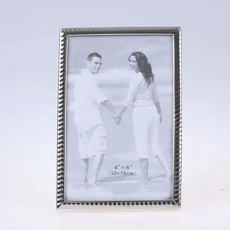 Stainless Steel Hammer Printing Glass Creative Decoration Gift Living Room Bedroom Photo Crafts Metal Photo Frame Stainless Steel Hammer Printing Glass Creative Decoration Gift Living Room Bedroom Photo Crafts Metal Photo Frame
