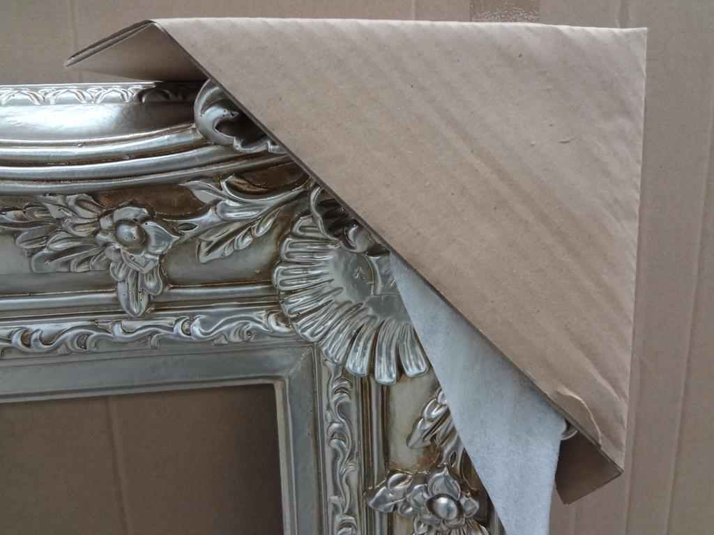 European-Style Resin Handmade Foil Picture Frame Photo Frame Factory a Large Number of European-Style Oil Painting Frames